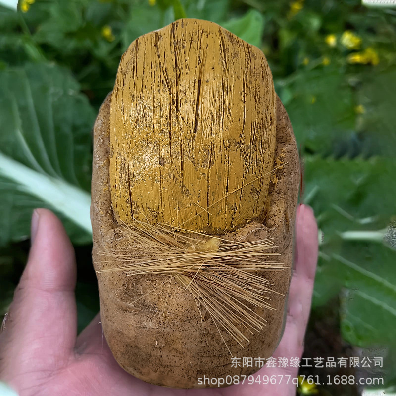 Cross-border Amazon Explosions Bigfoot Toe Sasquatch Devil's Toe Resin Crafts Ornaments