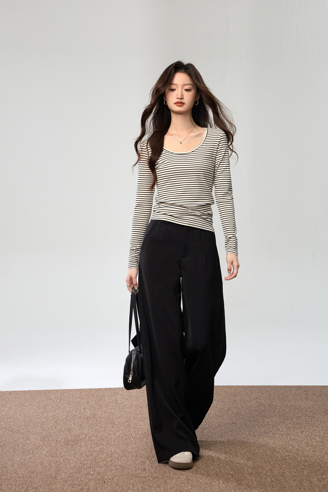 hmqViviiyNSAyin+WuaUt9Ly9Vn2po3VWUDU