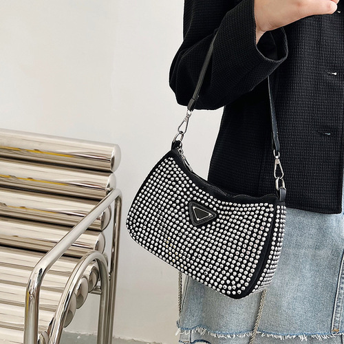 Diamond-embellished texture crossbody bag, new European and American minimalist versatile underarm bag with chain shoulder bag, stylish and casual women's bag