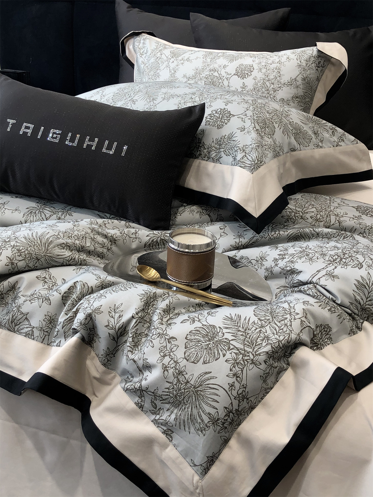 Completo letto matrimoniale vintage stile francese in cotone_voghion.com