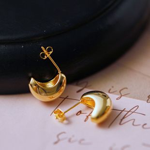 ����Ӣ��־�����sС����A���ٶ��h���������Ӷ�ᔶ��A����P