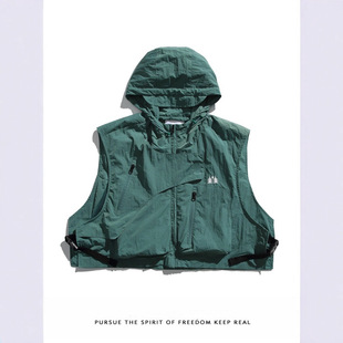 Japanese-Style Outdoor Functional Short Hooded Vest for Men, Trendy Retro Couple Mountain-Style Sleeveless Multifunctional Vest