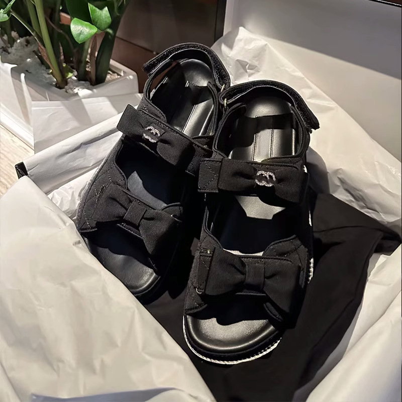 Xiaoxiangfeng ベルクロサンダル女性の黒と白のストライプの厚い底の高さを高めるカジュアル多用途フラットスポーツサンダル|undefined