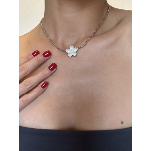 ����ŮŮ���n�Lins�L�朰�ɫ����Ȼ���ʯ�����i����yɫ�����