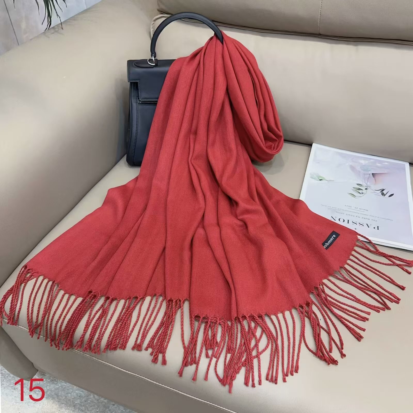 Versión coreana del nuevo producto bufanda a cuadros de cachemira de imitación mujer otoño e invierno bufanda cálida gruesa estudiante bufanda de moda de todo fósforo