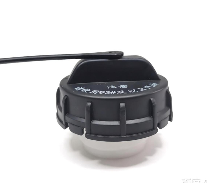 Suitable for Wuling Rongguang Trucks, Vans, and Cargo Vehicles Fuel Tank Cap 23856776 Fuel Filler Cap