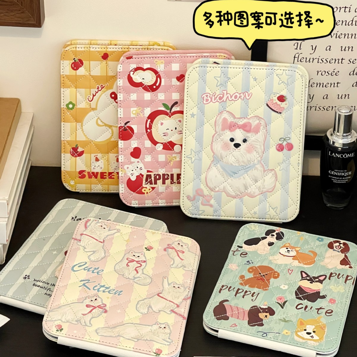 Nuevo espejo de maquillaje de escritorio, dormitorio de estudiantes, espejo pequeño, espejo de escritorio, espejo plegable portátil, simple y lindo