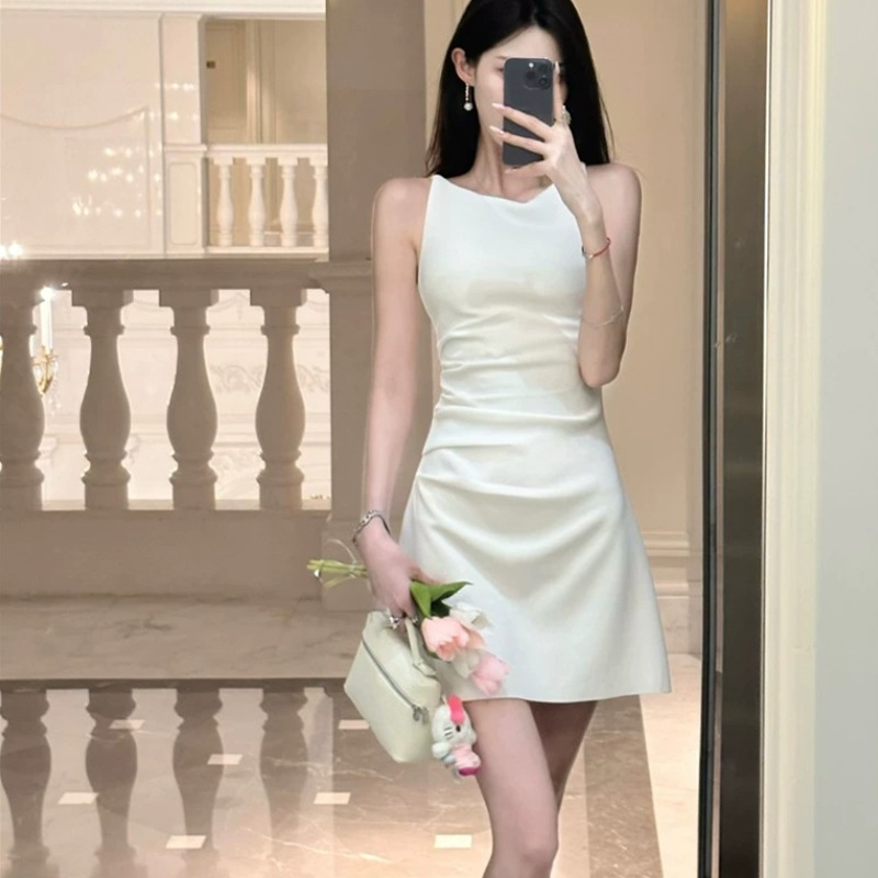 Qian an'An Short and Long French-Style Simple Black and White Spaghetti Strap Cocktail Dress, Elegant Slim-Fit Dress for Women