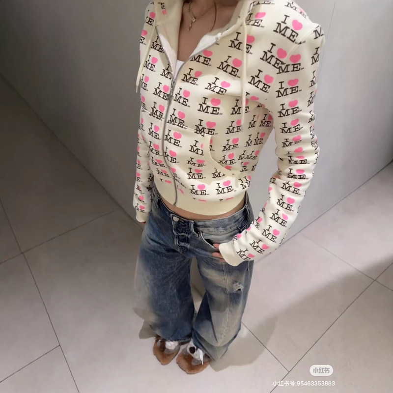 26 Early Spring New Style American-Style Heart Lettering Red Panda Full Print Hooded Casual Sweatshirt Jacket for Women (Short Style)