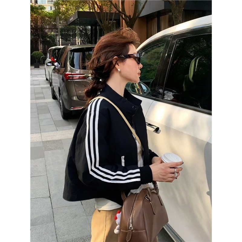 美式复古黑色立领夹克外套女春秋2025新款流行宽松短款条纹运动服|undefined