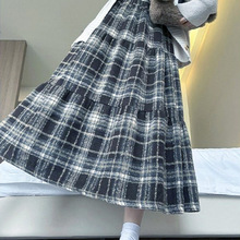 毛绒格子蛋糕半身裙秋冬中长款2025新款藏青厚款复古高腰显瘦长裙
