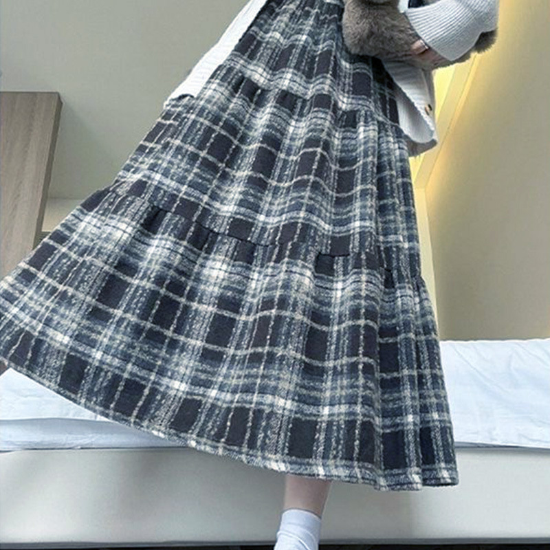 毛绒格子蛋糕半身裙秋冬中长款2025新款藏青厚款复古高腰显瘦长裙