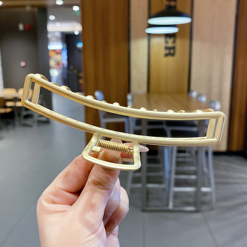 Pinza de cabello metálica coreana de alta sujeción con diseño retro