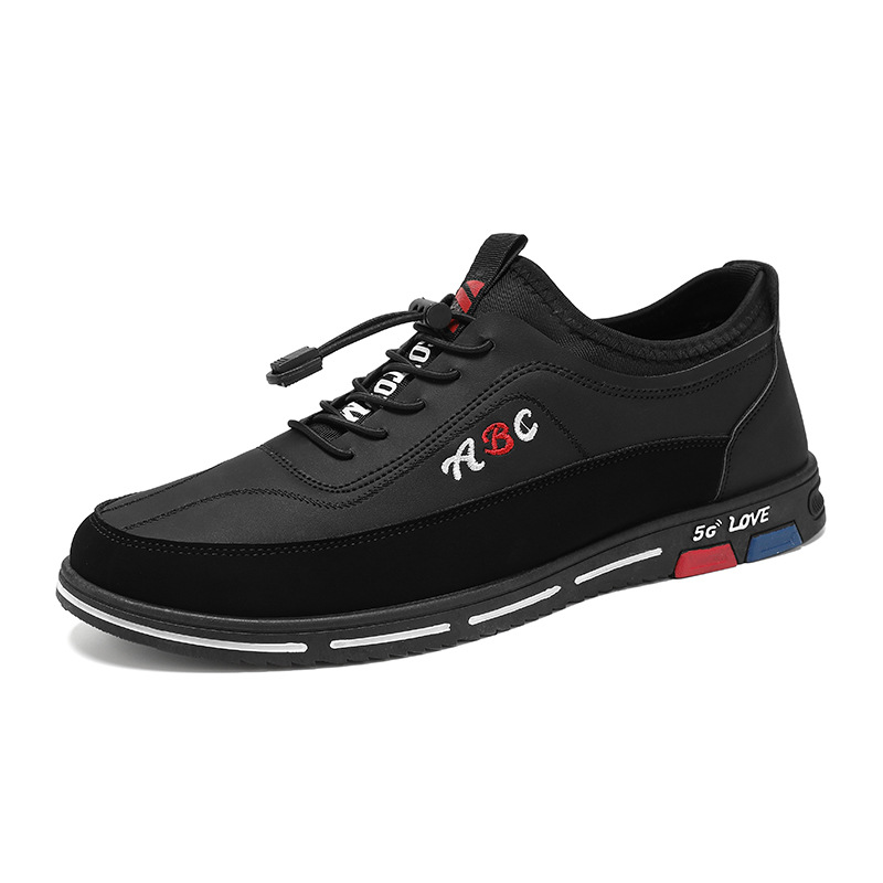 Un zapato para hombre otoño 2025 nuevos zapatos de cuero de moda para hombres zapatos casuales coreanos zapatos de negocios versátiles zapatos deportivos