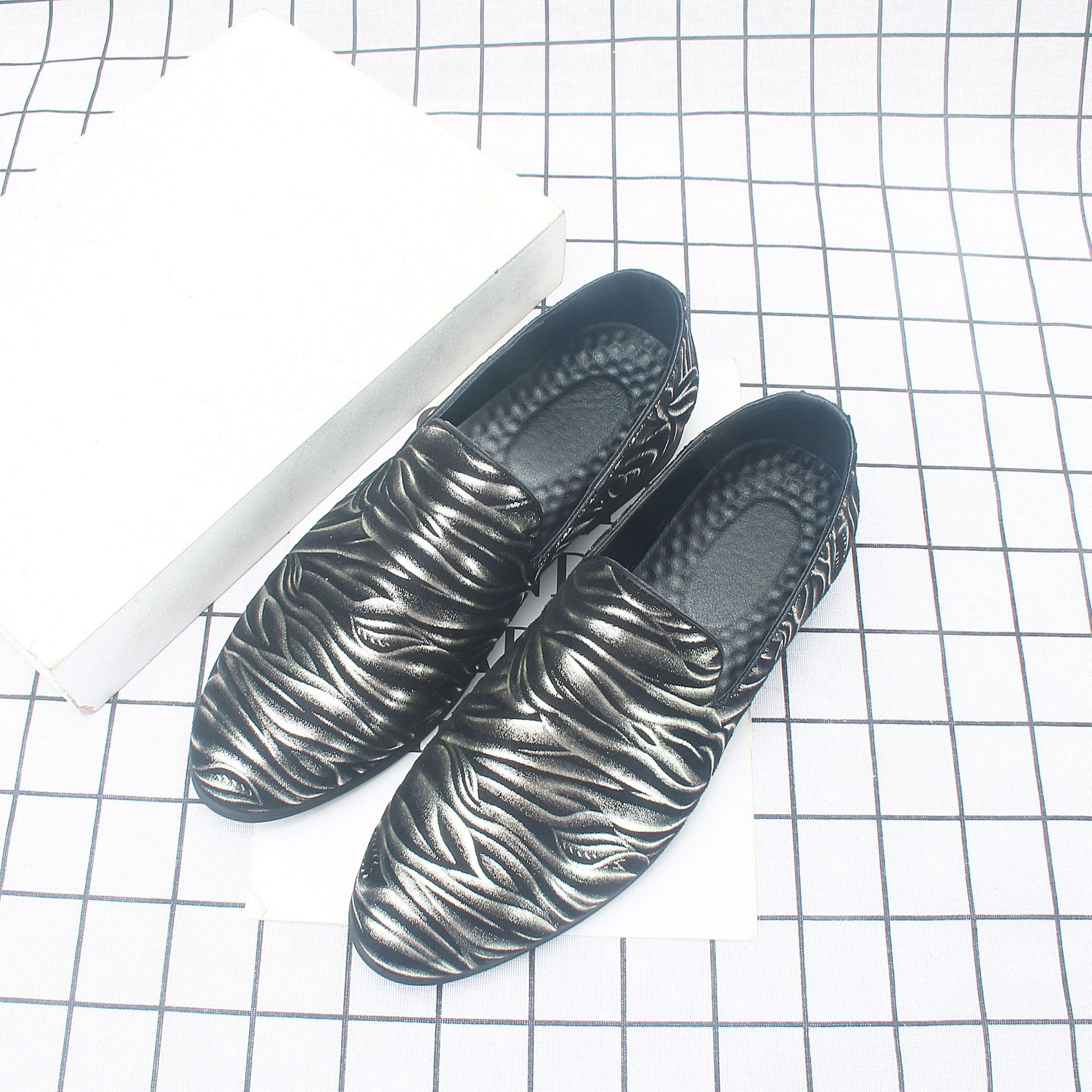 �ָ�Ь�ж���Ӣ����������һ�ŵ�ƤЬ���귢��ʦ��װ��Ь7971