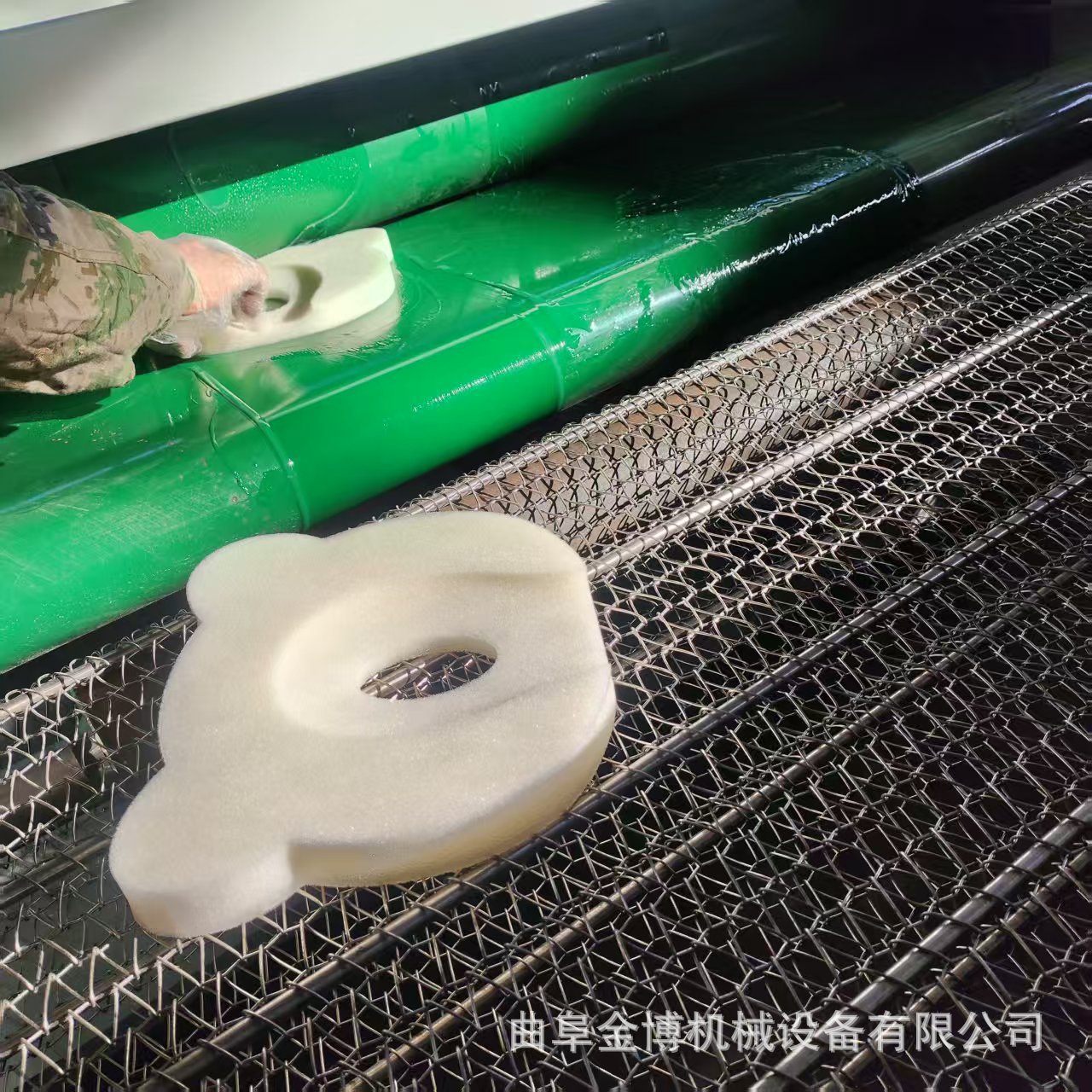 芳纶纸预浸渍胶设备对辊挤压涤纶布涂胶机玻璃纤维布浸胶工艺