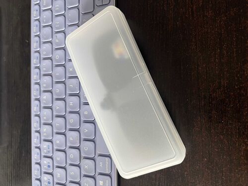 Portable plastic transparent clip-on glasses case, anti-pressure and anti-fall 3D eye storage and folding