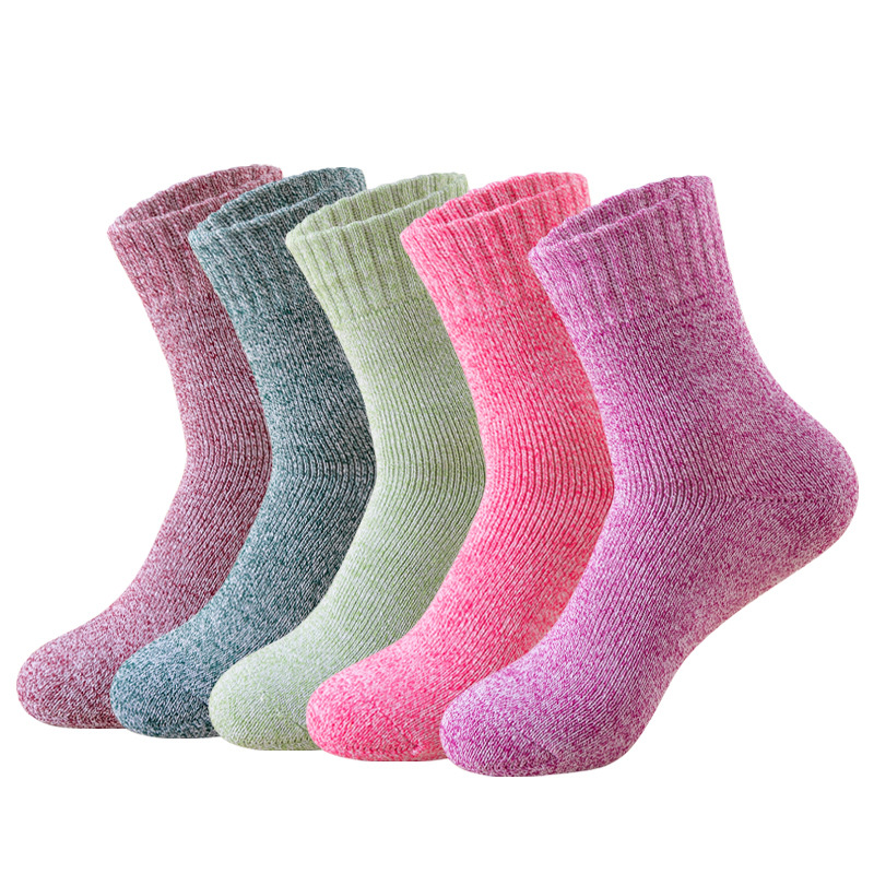 Calcetines de anillo para hombres de otoño y invierno más terciopelo grueso calcetines de piso de color sólido paralelo calcetines de toalla al por mayor transfronterizos