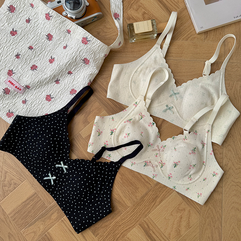 法式甜美奶油棉质超薄兔耳朵杯内衣舒适无钢圈大胸显小文胸802