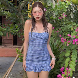 泰国小众小清新格纹连体泳衣女2026夏季新款度假风微胖显瘦游泳装