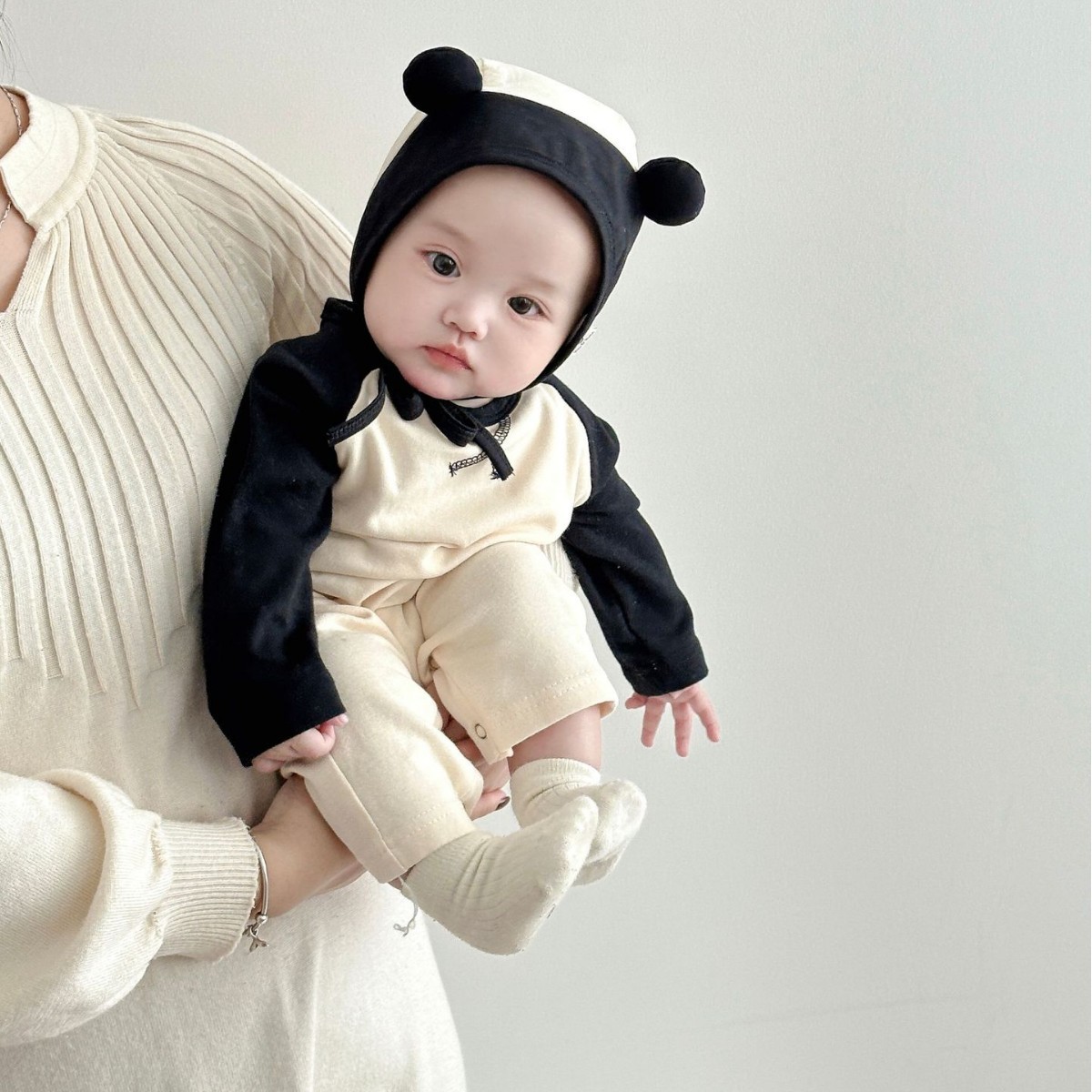 Sombreros para bebés primavera y otoño algodón delgado 6 - 12 meses pequeños lindos bebés super lindos gorras para los oídos bebé