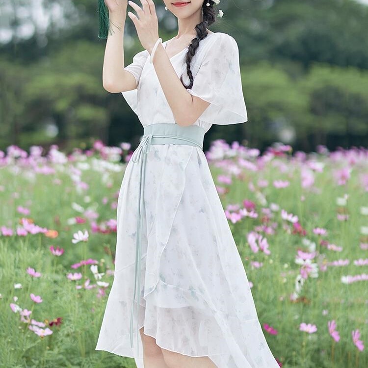 Summer Dress for Petite Women, Fresh and Artistic Chinese Style, Improved Hanfu Floral Dress, Gentle and Ethereal, Waist-Cinching and Slimming Summer Dress for Petite Women, Fresh and Artistic Chinese Style, Improved Hanfu Floral Dress, Gentle and Ethereal, Waist-Cinching and Slimming