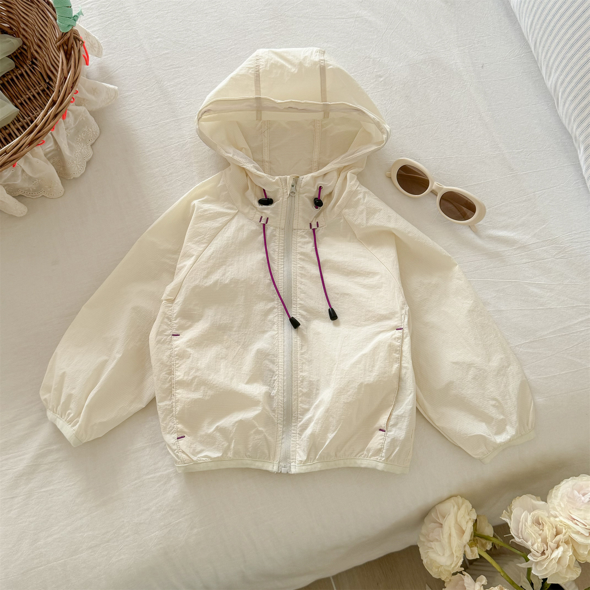Niños estrellas redondas niñas 2025 nueva ropa de protección solar bebé de verano anti-UV UPF50 + abrigo de secado rápido transpirable