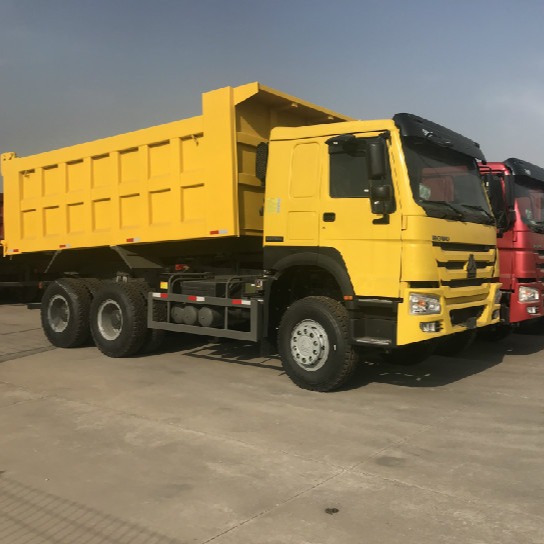 重汽howo豪沃6x4自卸车出口马达加斯加