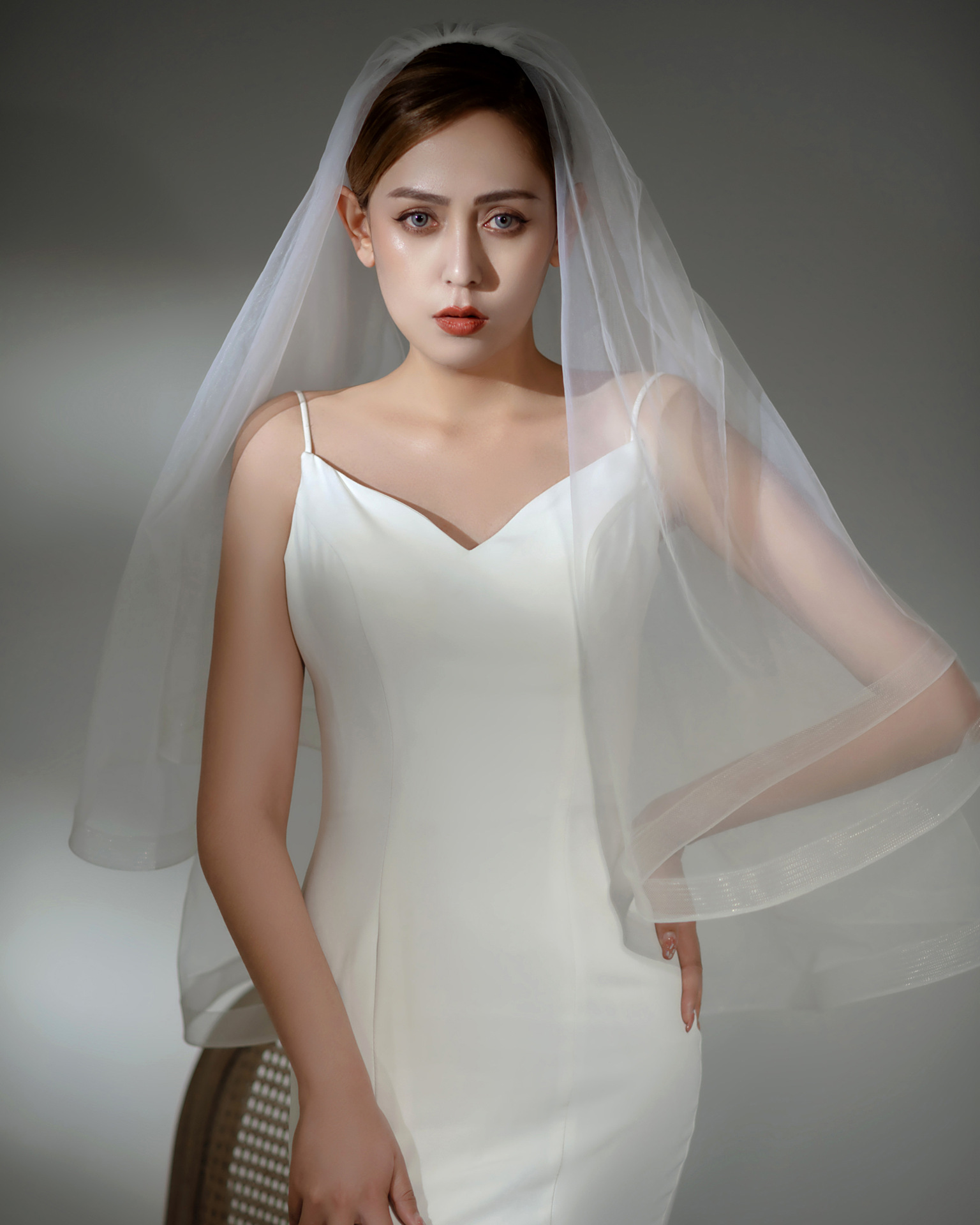 Fashion Simple Bride Veil Multi-layer Wedding Wide-brimmed Veil display picture 1