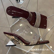 �羳��a2025���ļ�һ�֎��ָ�¶ֺ��ЬŮ�⴩���^ˮ荛��ϸ߸�Ь