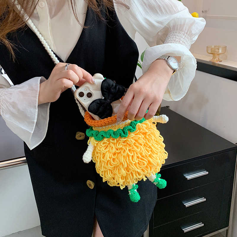 Douyin popolare salsiccia bocca grande bocca borsa per cellulare borsa fatta a mano all'uncinetto fai da te in lana per maglieria borsa divertente portachiavi_voghion.com