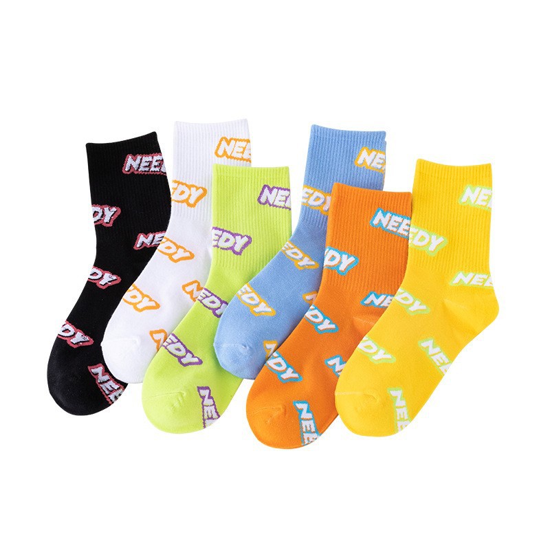 Calcetines de alfabeto inglés de algodón de color sólido, calcetines de algodón de mujer, calcetines de algodón de moda, calcetines al por mayor