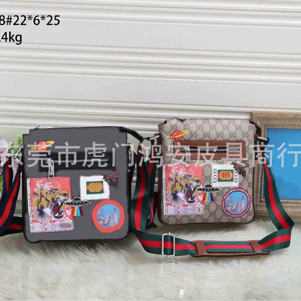2024 New Printed Casual Travel Bag Crossbody Handbag Internet Popular Shoulder Bag Trendy Men's Korean Fashion Men's Bag