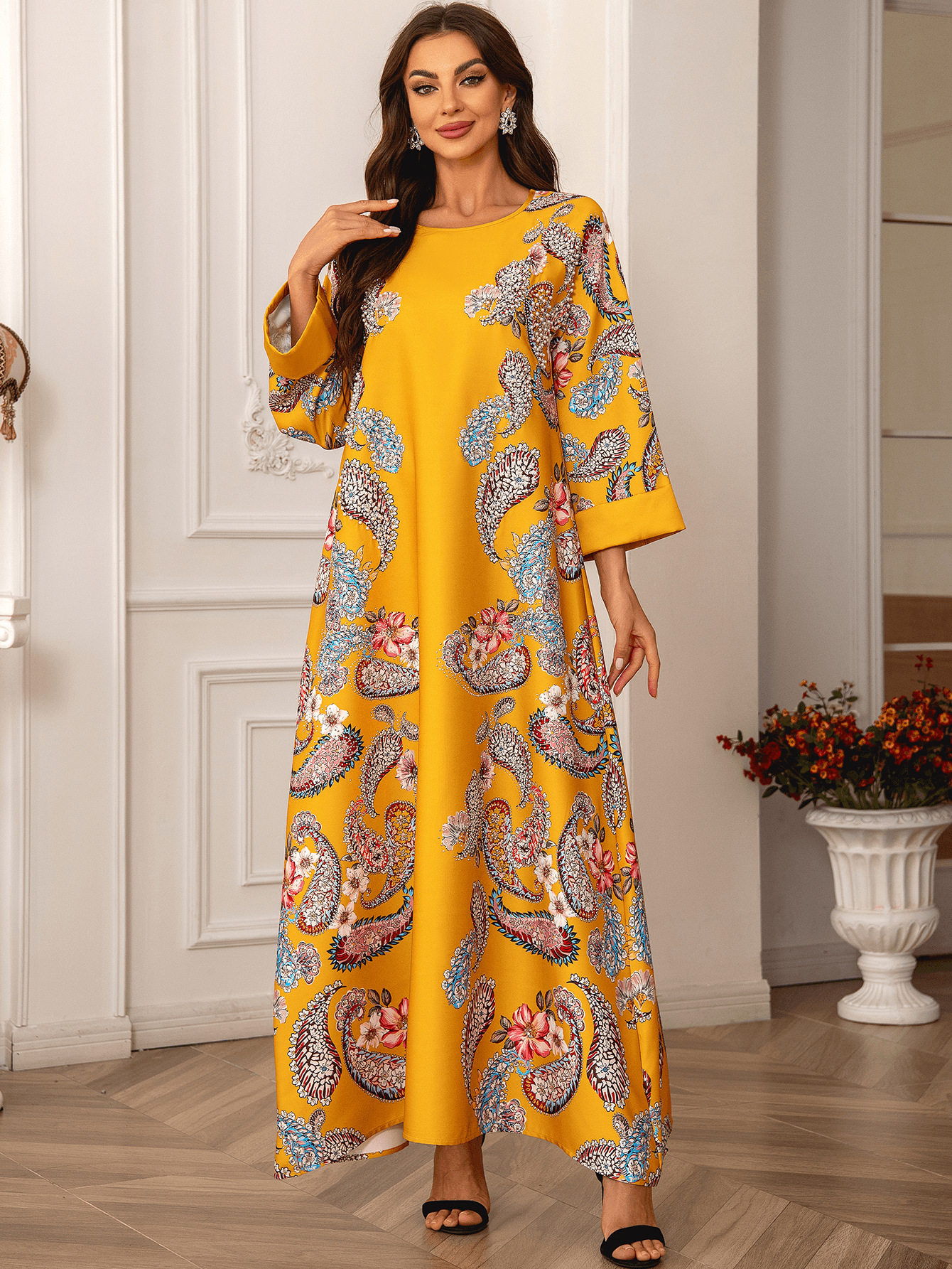 2405 Middle Eastern European Cross-border Muslim Women's Long-sleeved Floral Dress With Beading Rhinestones, Elegant And_ecoleips.com