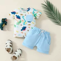 Летний новый топ AliExpress с рисунком динозавра для маленьких мальчиков с коротким рукавом и карманами + однотонные шорты из двух предметов