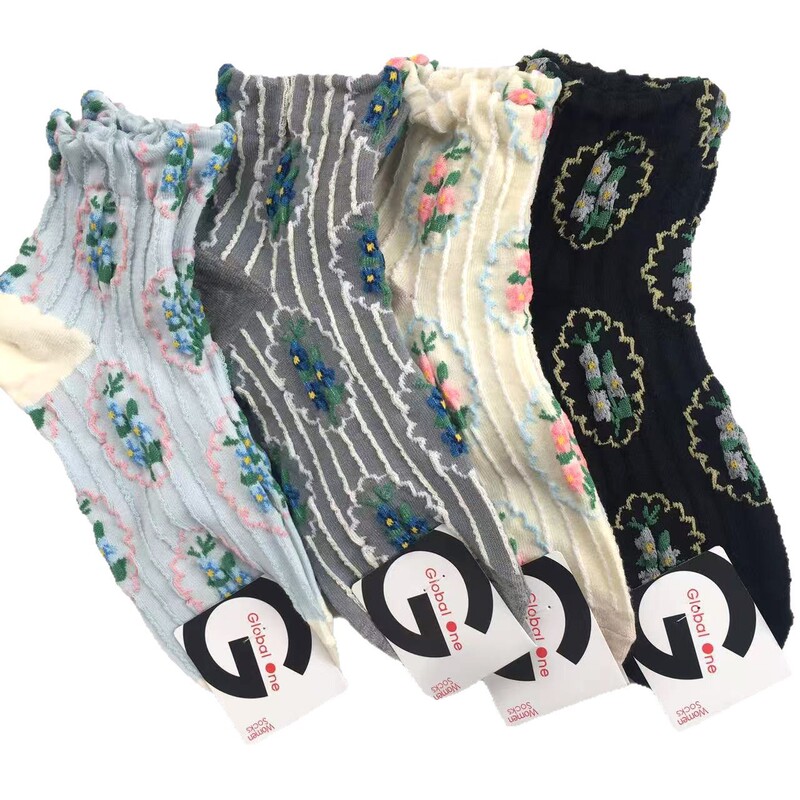 Textured Floral Socks, Short-Waisted Korean Socks, Embossed Small Floral Pattern, Jacquard Vertical Stripes, Dongdaemun Spring/Summer Style, Weihai