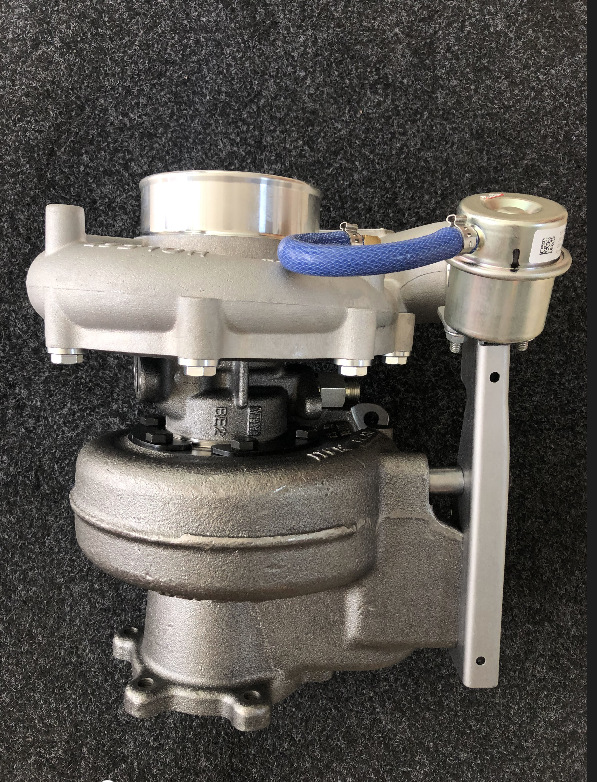 Suitable for Sinotruk Howo T7 460 Horsepower Original 202V09100-7915 5500949 Turbocharger Machine