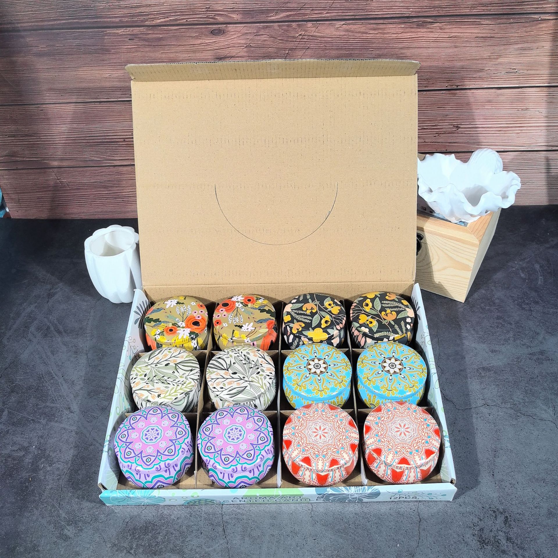 Latas de estaño personalizadas flores secas set de cera de incienso al por mayor creativo cera de soja perfume caja de exhibición de velas transfronterizas