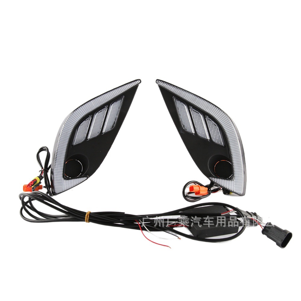 Adecuado para Mazda CX-4 luz diurna 16-19 [fangya tres barras · 3 colores]