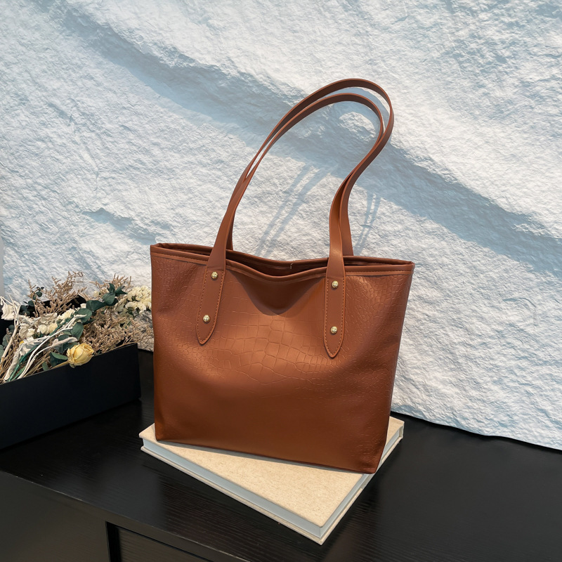 Bolso de mujer coreano de gran capacidad, bolso de moda 2024, nuevo nicho, bolso de viaje de textura, bolso de hombro retro.