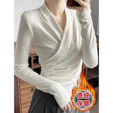 双面德绒高级感交叉V领长袖t恤打底衫女秋冬新款内搭小众短款上衣