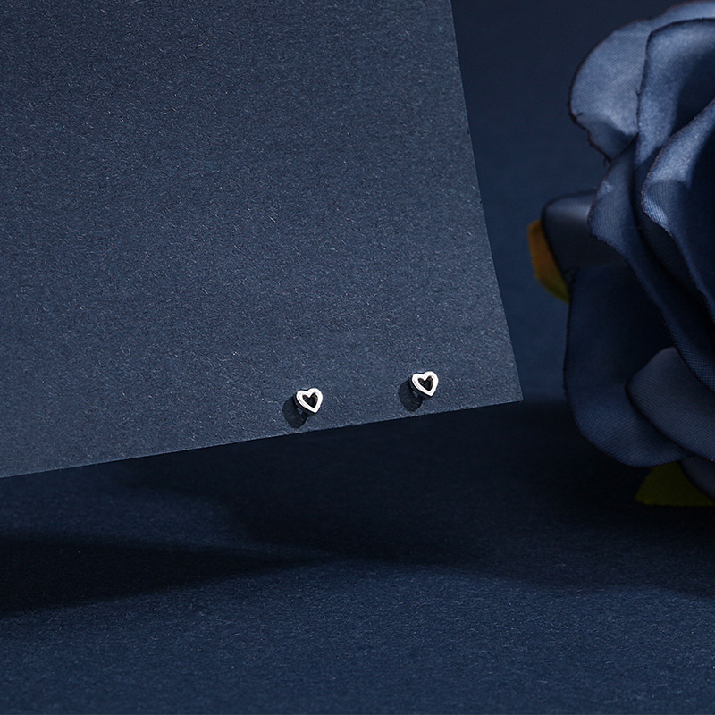 3g Weight Rhinestones Inlay Material Ear Studs Classification 1 Pair Quantity Street Occasion 925 Sterling Silver Material Heart Shape Pattern Women'S Gender Plating Design Fashion Style 1 Pair 925 Sterling Silver Rhinestones Heart Shape Ear Studs 7