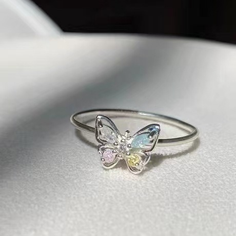Three dimensional brand small design ring with zircon