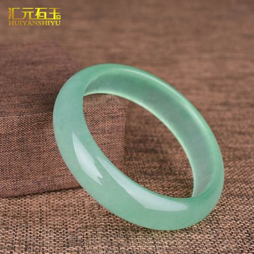 Emerald color light green jade bracelet women's new jade bracelet quartzite jade bracelet manufacturer wholesale sales gifts