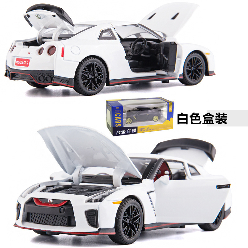 Weili aleación coche modelo Nissan Señor de la guerra GTR tire de la puerta trasera con sonido y luz juguete coche música modelo decoración colección