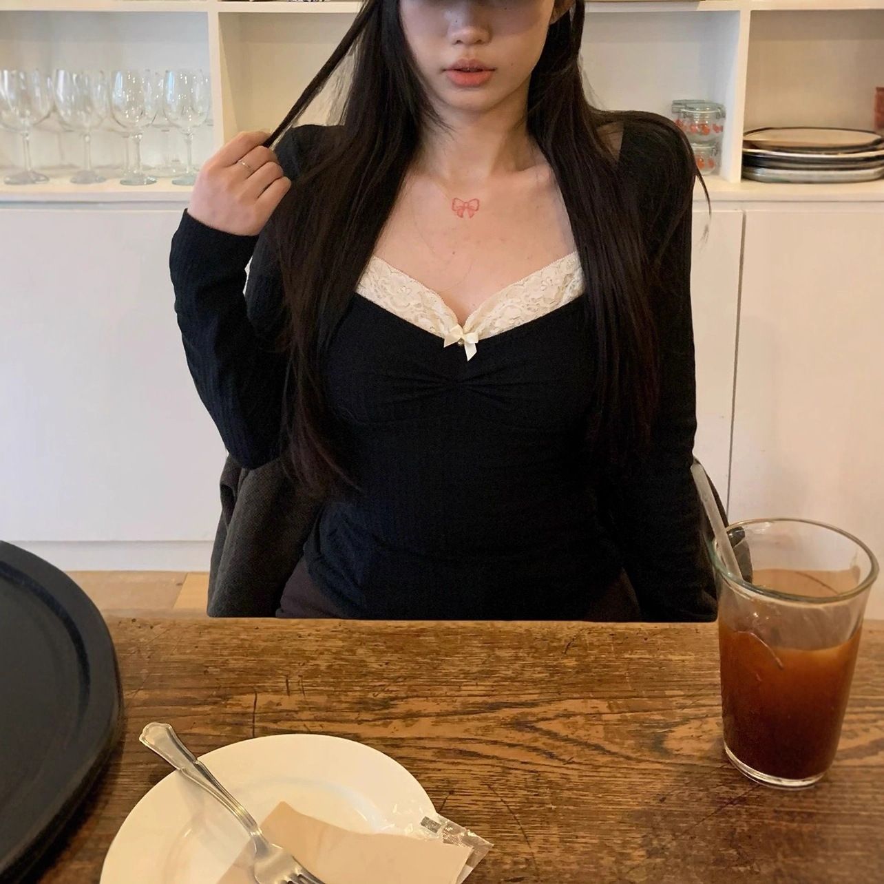 Heartbeat Code Lace Patchwork Long Sleeve T-Shirt for Women, Autumn/Winter Waist-Slimming Base Layer Top