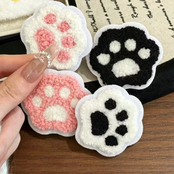 Soft and cute cat paw bangs hair sticker, hair accessory, bangs organizer for girls, side fringe seamless tidying magic tape