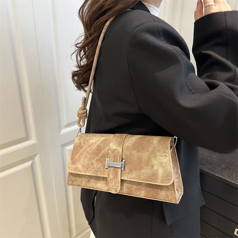 French-Style Minimalist Fashion Design 2025 New Trendy Textured Large-Capacity Solid Color Single-Shoulder Underarm Crossbody Bag French-Style Minimalist Fashion Design 2025 New Trendy Textured Large-Capacity Solid Color Single-Shoulder Underarm Crossbody Bag