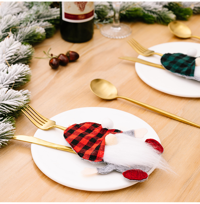 Cloth Material Christmas Festival Christmas Cartoon Style Plaid Rudolf Cloth Banquet Knife And Fork Sleeve