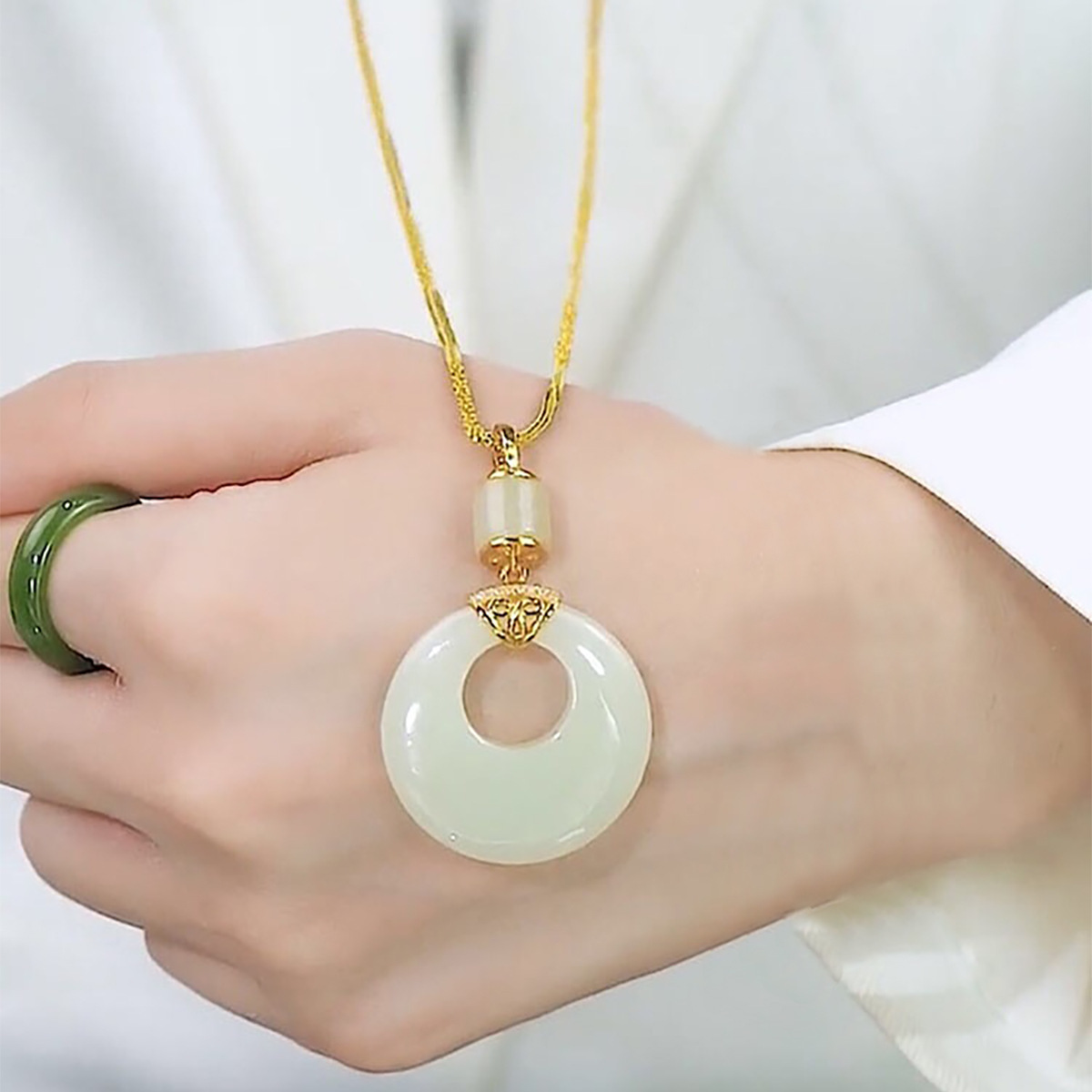 National Style Mother-In-Law Safety Buckle Imitation Hetian Jade Pendant Women's Accessible Luxury Design Accessible Luxury High-End Necklace New Jewelry